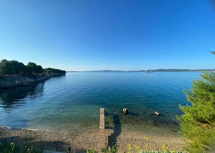 Apartament Milo - *